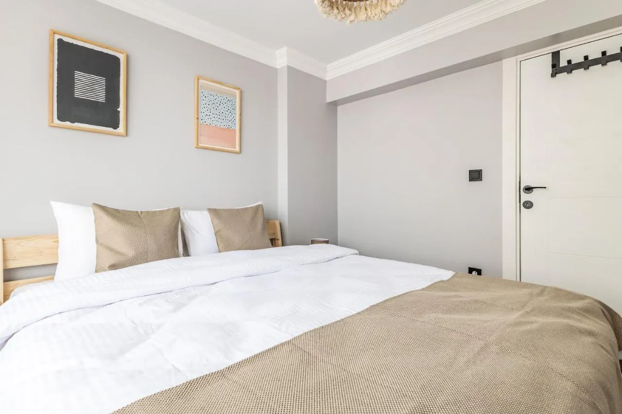 이스탄불 Centrally Located Furnished Flat In Kadikoy 아파트