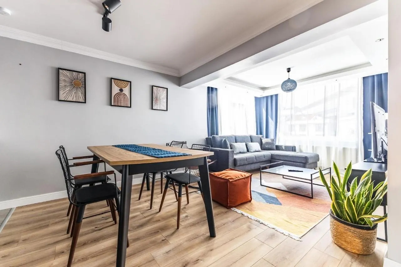 이스탄불 Centrally Located Furnished Flat In Kadikoy 아파트 0*,  터키